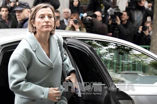 Chính phủ Tây Ban Nha khôi phục trật tự hiến định tại vùng Catalonia 